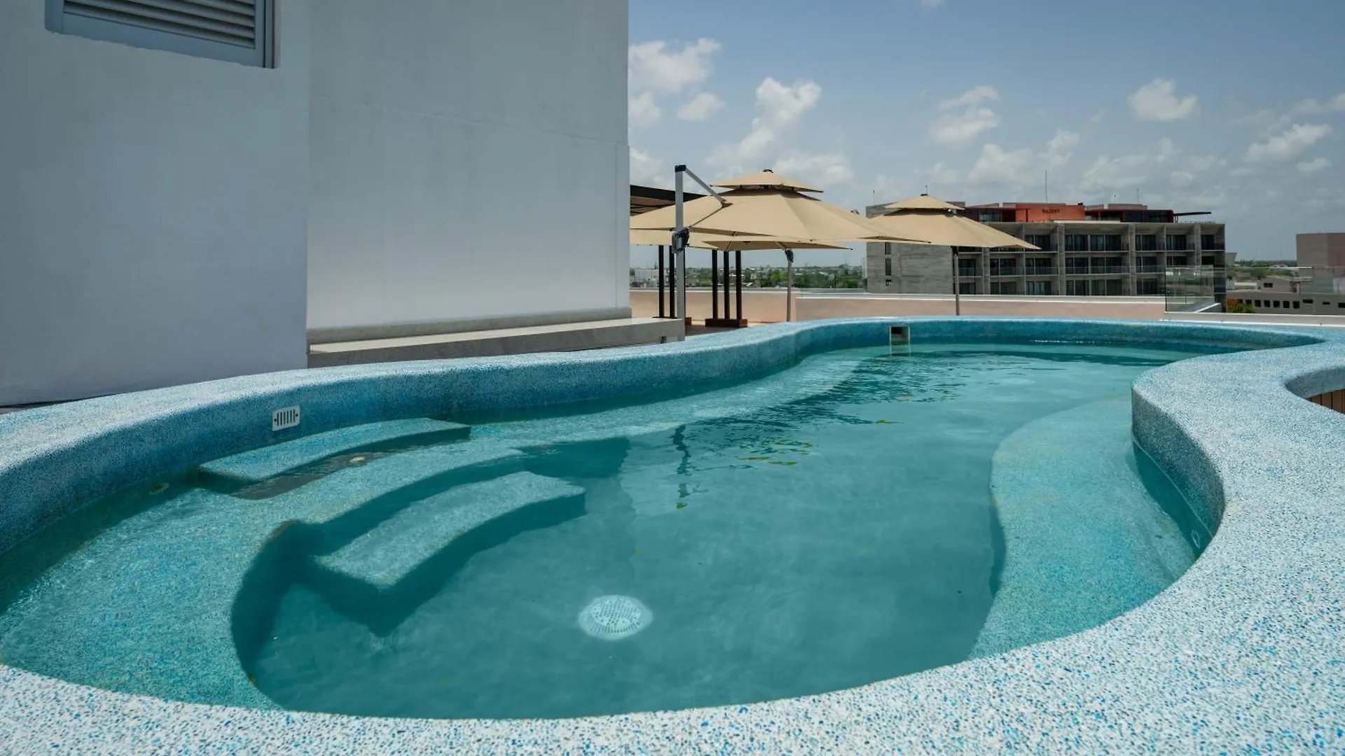 Lujo Y Calidez En Barcelona Condos Cancún 0*,  Mexique