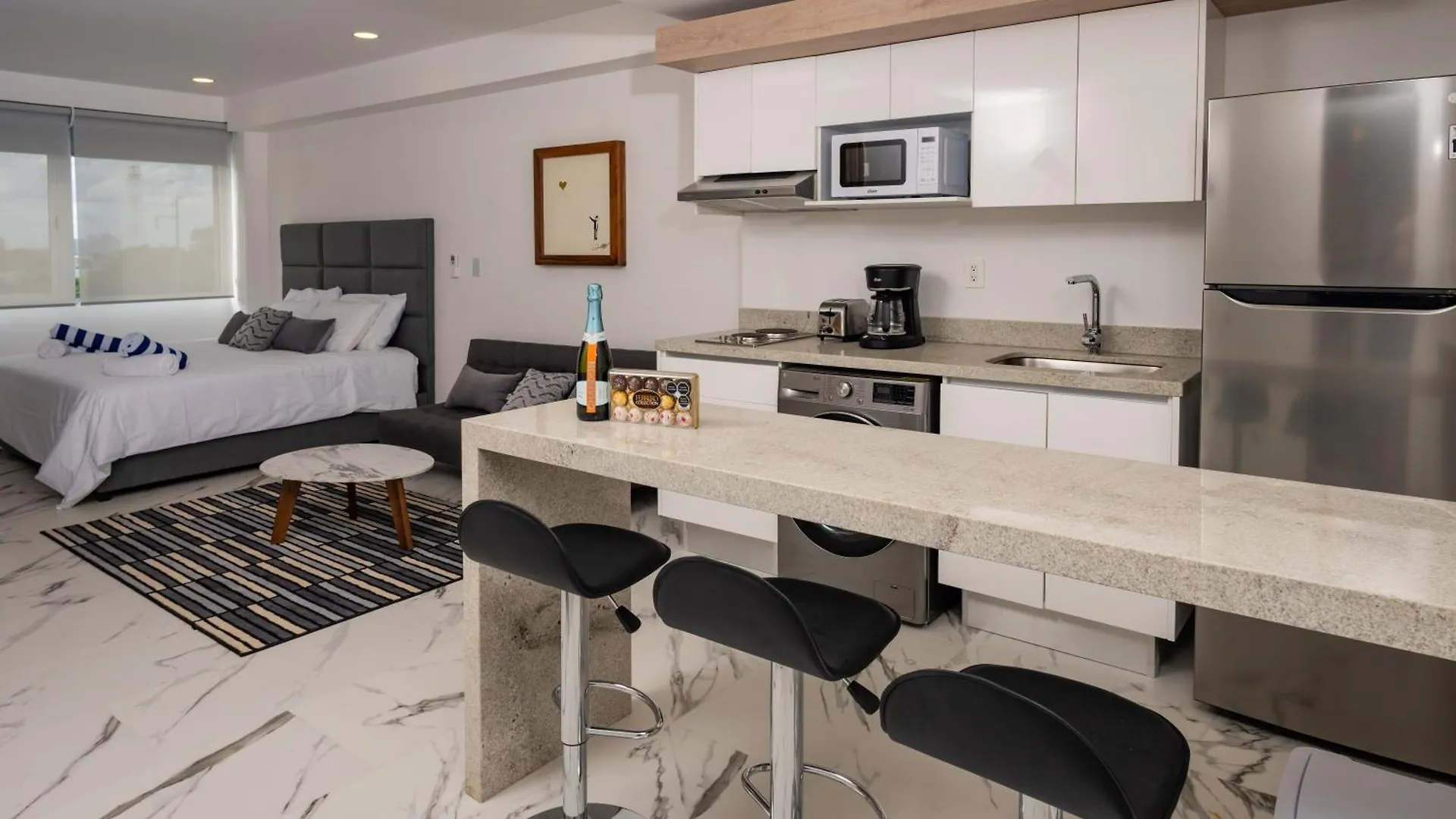 Lujo Y Calidez En Barcelona Condos Cancún